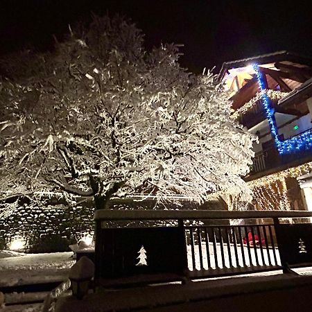 Hotel Le Jalouvre Mont-Saxonnex Buitenkant foto